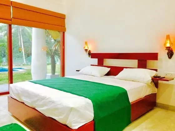 Romantic Kır Evi, 1 Yatak Odası, Havuz Manzaralı, Havuz Kenarı