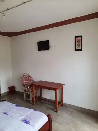 Tek Büyük Yataklı Oda, Küvet, Bahçe Manzaralı