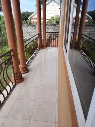 Tek Büyük Yataklı Oda, Küvet, Bahçe Manzaralı