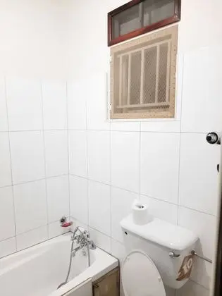 Tek Büyük Yataklı Oda, Küvet, Bahçe Manzaralı
