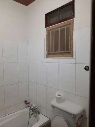 Tek Büyük Yataklı Oda, Küvet, Bahçe Manzaralı