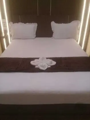 Deluxe Tek Büyük Yataklı Oda, 1 Çift Kişilik Yatak, Sigara İçilebilir