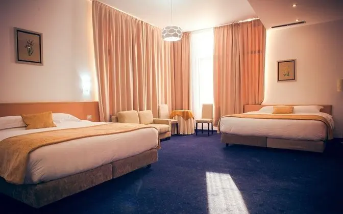 Comfort Üç Kişilik Oda, 1 Yatak Odası