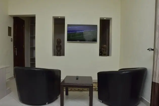Executive Oda, 1 En Büyük (King) Boy Yatak, Business Dinlenme Salonu Kullanımı, Göl Manzaralı