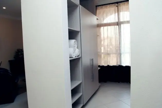 Executive Oda, 1 En Büyük (King) Boy Yatak, Business Dinlenme Salonu Kullanımı, Göl Manzaralı