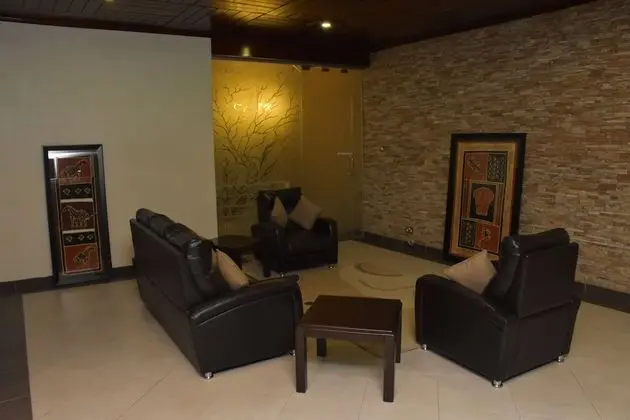 Executive Oda, 1 En Büyük (King) Boy Yatak, Business Dinlenme Salonu Kullanımı, Göl Manzaralı