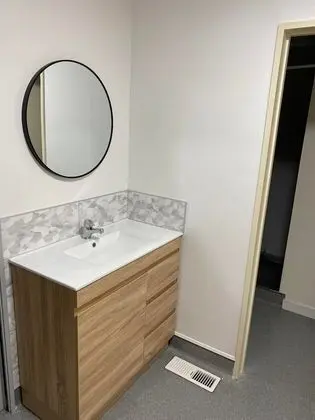 Standard Tek Büyük Yataklı Oda, Sigara İçilmez, Ortak Banyo