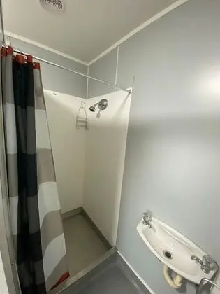 Standard Tek Büyük Yataklı Oda, Sigara İçilmez, Ortak Banyo