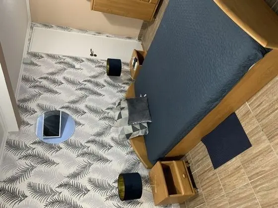 Deluxe Tek Büyük Yataklı Oda (Blue)