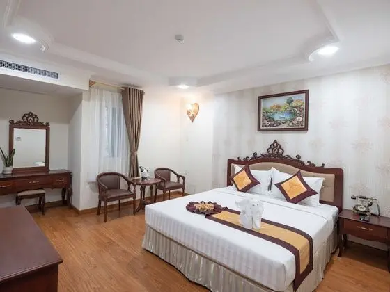Deluxe Tek Büyük Yataklı Oda