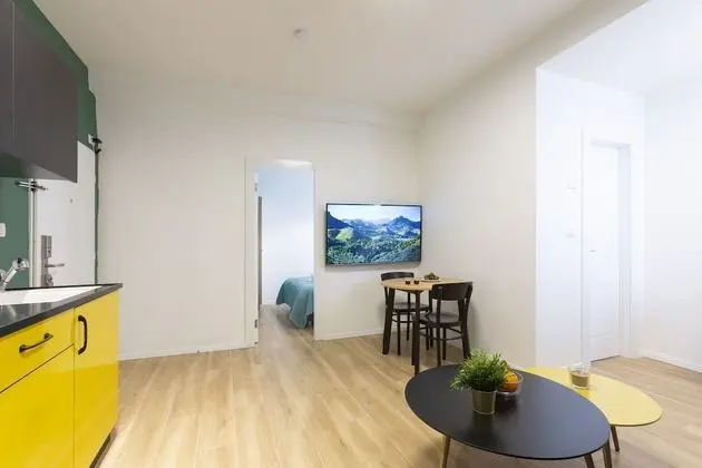 Standard Apart Daire, Şehir Manzaralı