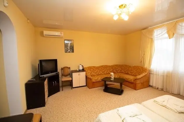 Comfort Oda, Birden Çok Yatak, Sigara İçilmez, Dağ Manzaralı