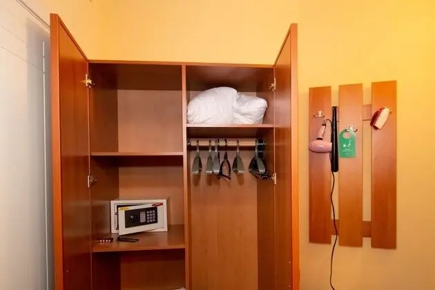 Comfort Oda, Birden Çok Yatak, Sigara İçilmez, Dağ Manzaralı