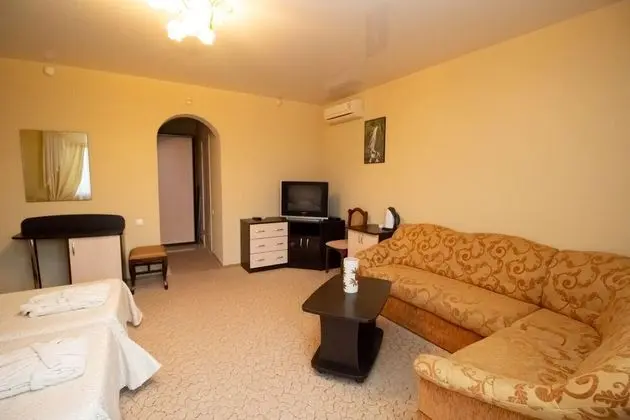 Comfort Oda, Birden Çok Yatak, Sigara İçilmez, Dağ Manzaralı