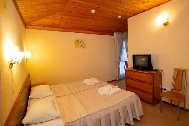 Comfort Oda, Birden Çok Yatak, Sigara İçilmez, Dağ Manzaralı