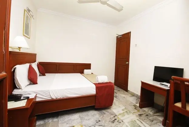 Tek Büyük veya İki Ayrı Yataklı Oda, Şehir Manzaralı