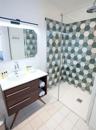 Standard Apart Daire, Banyolu/Duşlu (4/6 p. rez de jardin)