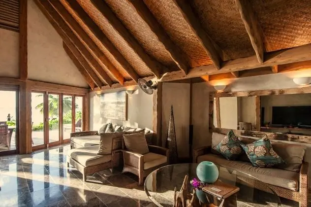 Luxury Villa, 2 Yatak Odası, Kişiye Özel Havuzlu, Denize Sıfır