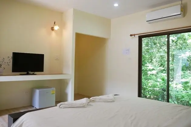 Garden Bungalow