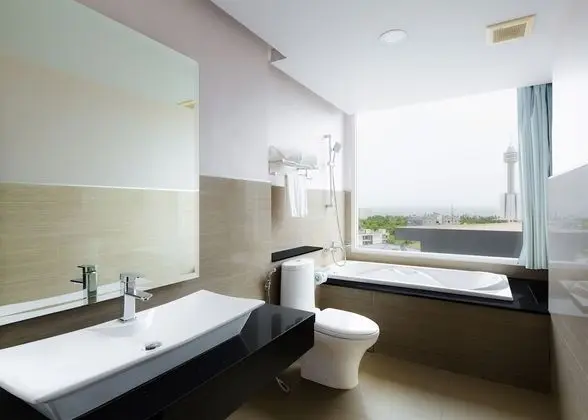 Superior with Bathtub