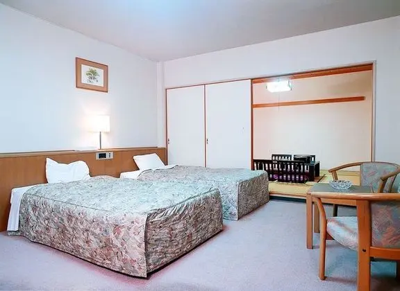 Oda (Japanese Western-style, 4～8 Guests)
