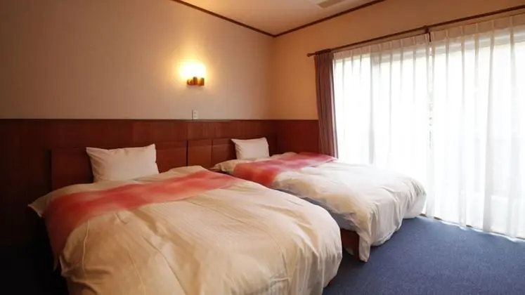 Traditional Oda (Deluxe Japanese Western 2-4person)