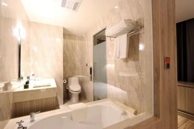 Standard Tek Büyük Yataklı Oda, Şehir Manzaralı