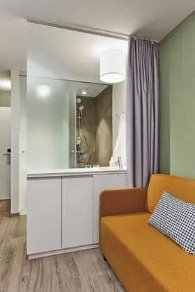 Tek Büyük Yataklı Oda, Dağ Manzaralı