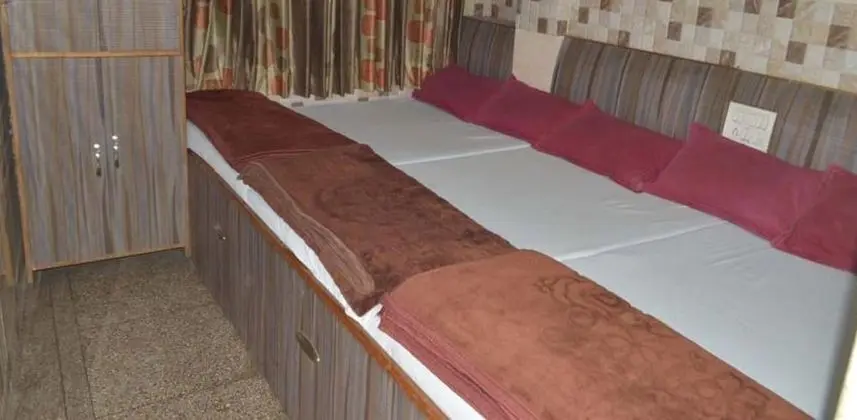 Deluxe Tek Büyük Yataklı Oda, 4 Yatak Odası
