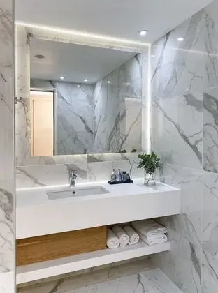 Superior Tek Büyük veya İki Ayrı Yataklı Oda