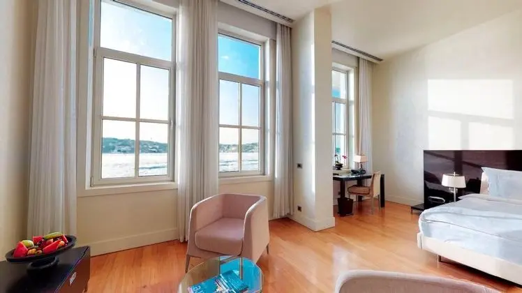 Bosphorus Deluxe Room (Bosphorus View)