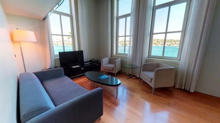 Mezzanine Deluxe Suite