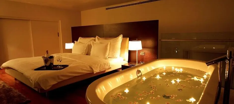 Mezzanine Deluxe Suite