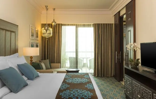 Deluxe Oda, 1 En Büyük (King) Boy Yatak, Sigara İçilebilir, Deniz Manzaralı (Balcony)