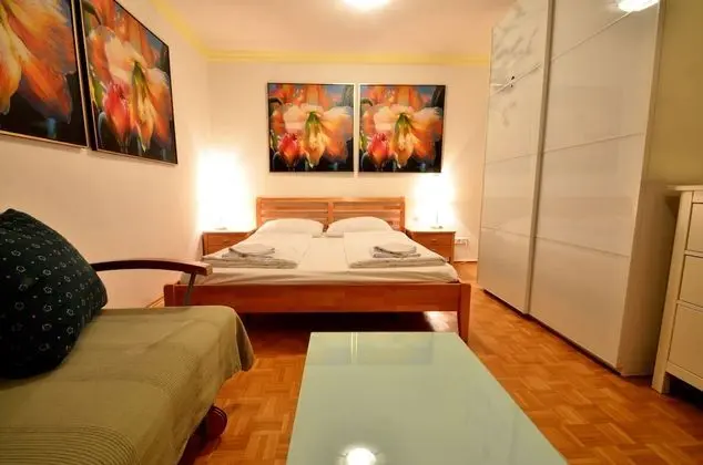 Stüdyo (50€ cleaning fee included)