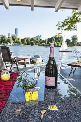 Luxury Apart Daire, 2 Tek Kişilik Yatak, Nehir Manzaralı (50€ cleaning fee on top of the rate)