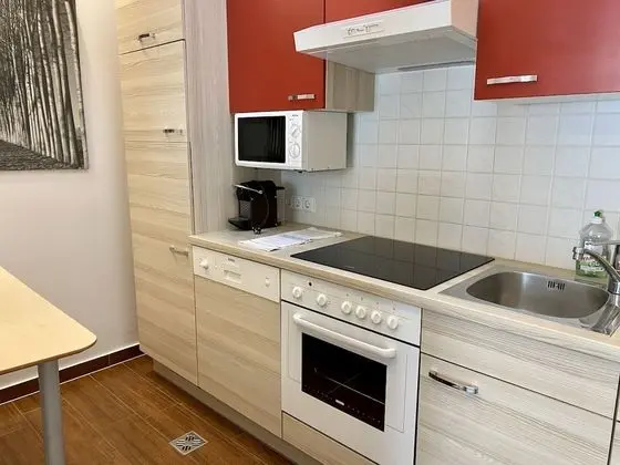 Luxury Apart Daire, Teras, Göl Kenarı (50€ cleaning fee on top of the rate)