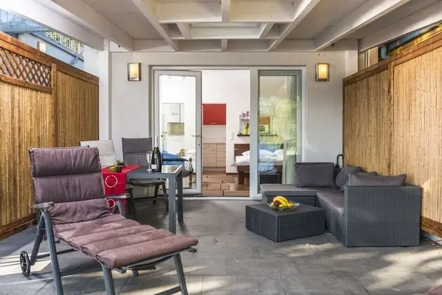 Luxury Apart Daire, Teras, Göl Kenarı (50€ cleaning fee on top of the rate)