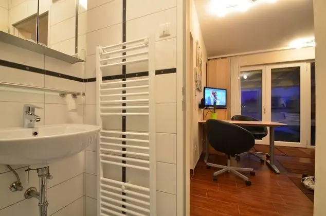 Luxury Apart Daire, Teras, Göl Kenarı (50€ cleaning fee on top of the rate)