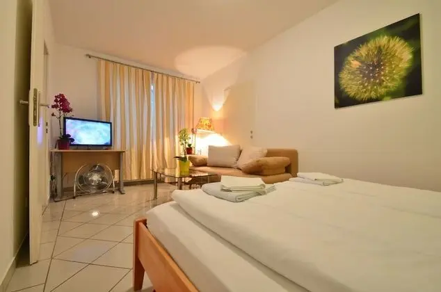 Apart Daire, 1 Yatak Odası, Bahçe Manzaralı, Bahçeli (50€ cleaning fee on top of the rate)