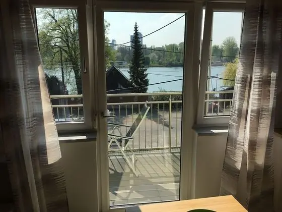 Stüdyo, Balkon (50€ cleaning fee on top of the rate)