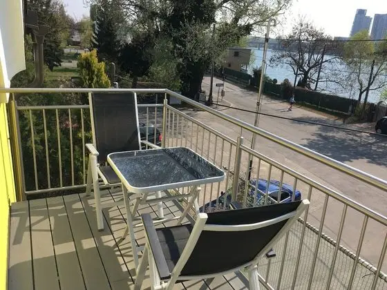 Stüdyo, Balkon (50€ cleaning fee on top of the rate)