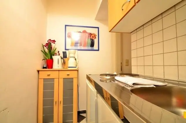 Standard Stüdyo, 1 Tek Kişilik Yatak, Buzdolabı ve Mikrodalga (50€ cleaning fee on top of the rate)