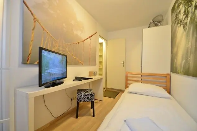Standard Stüdyo, 1 Tek Kişilik Yatak, Buzdolabı ve Mikrodalga (50€ cleaning fee on top of the rate)
