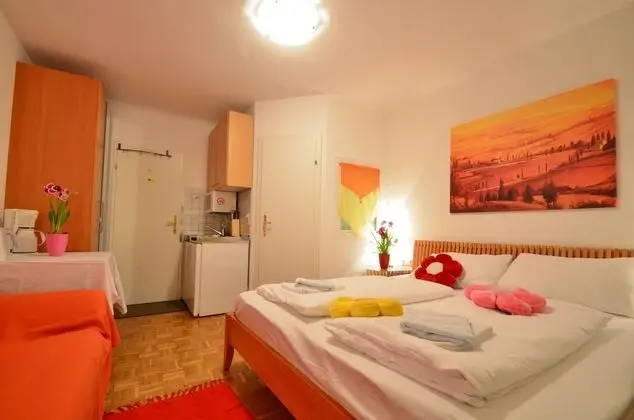 Standard Stüdyo, Sigara İçilmez, Küçük Mutfak (50€ cleaning fee included)