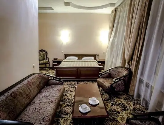 Süit, Avlu Manzaralı