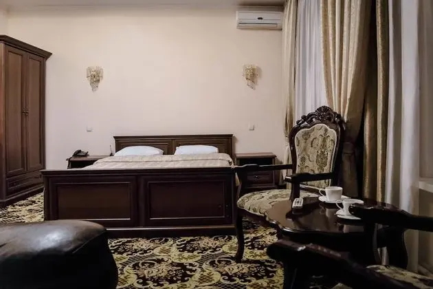 Süit, Avlu Manzaralı
