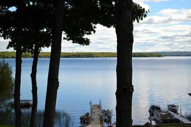 Standard Tek Büyük Yataklı Oda, 2 Büyük (Queen) Boy Yatak, Göl Manzaralı