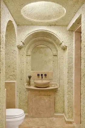 Danismend Gazi Cave Suite
