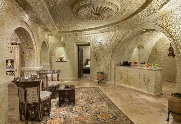 Kadi Burhaneddin Cave Suite